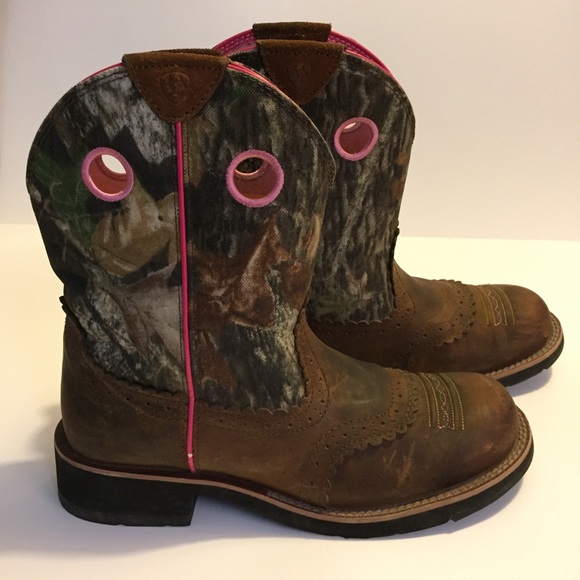 ariat chore boots